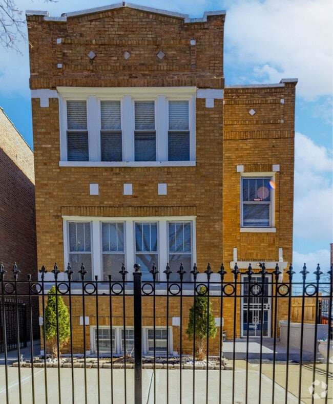 Building Photo - 6429 S Richmond St