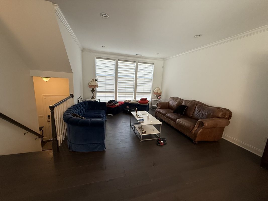 Foto del edificio - 8 Brentwood Cir