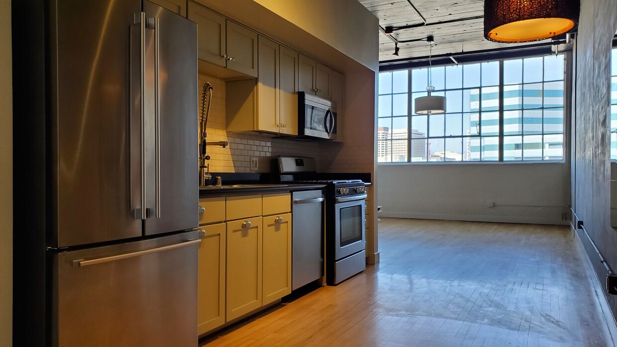 Primary Photo - Amazing DTLA Loft Available Now!