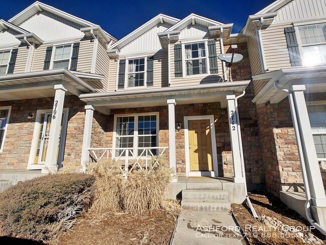 Foto del edificio - 2712 Brooksedge View