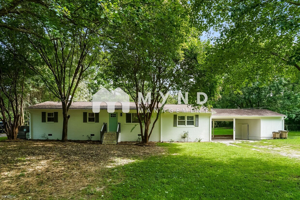 Foto principal - 3 br, 2 bath House - 145 Farm Rd