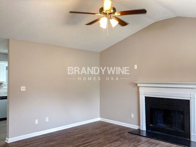 Building Photo - MOVE IN BY JULY 15TH AND RECEIVE $500 OFF ...
