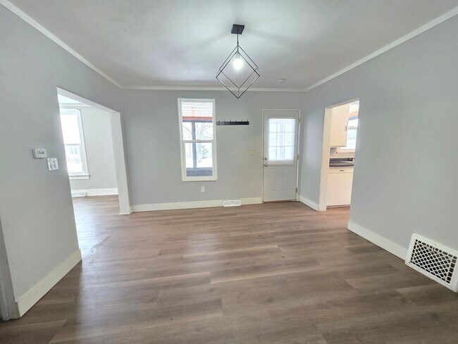 Foto del edificio - 4 Bed 1.5 Bath Single Family Home in Nekoosa - Now offering a 6 MONTH lease opportunity!