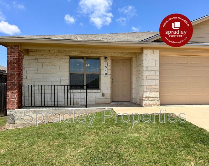 1540 Chance Ct, Belton, TX 76513 Townhome Rentals in Belton TX