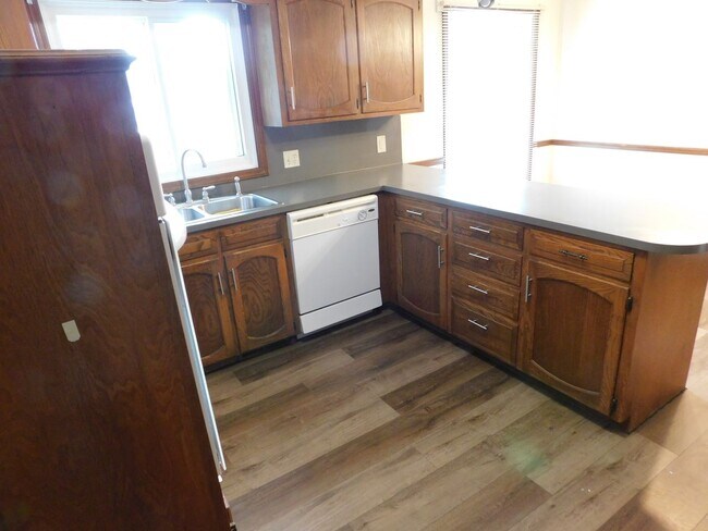 Foto del edificio - Large South Side Duplex