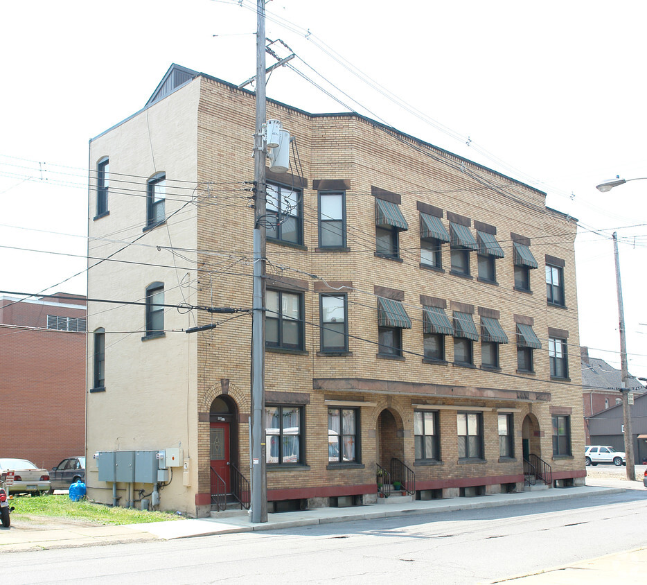 Building Photo - 16 E North St