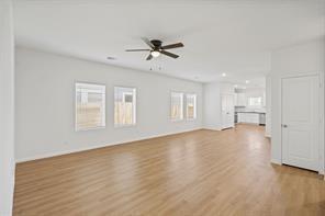 Foto del edificio - 4319 Maple Root Ln