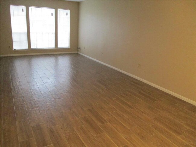 Building Photo - 5508 Deep Forest Dr