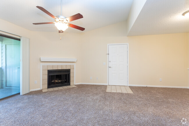 2BR, 2BA - 1136sf 22- Living Area - Millbrook