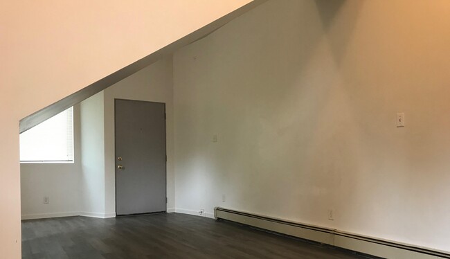 Foto del edificio - 635 N Huron St