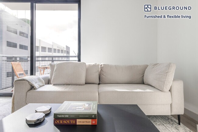 Foto del edificio - 221 SW 12th St