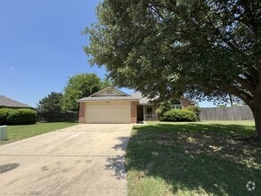 Building Photo - 3016 Bellmont