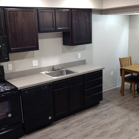 Building Photo - Granite Street Apartments 1421
