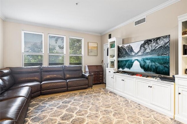 Exchange - Exchange Apartment