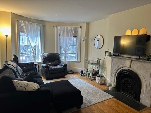 Foto principal - 61 Dwight St