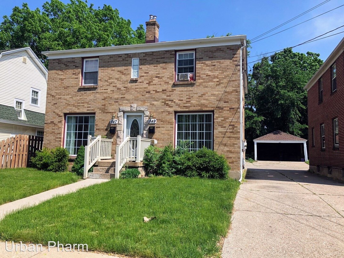 Foto principal - 847 Ballard St SE