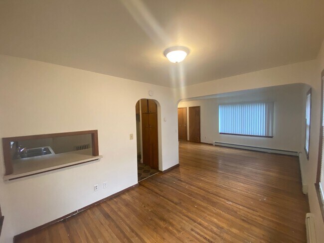 Foto del edificio - Spacious 3 bedroom, 1 bath duplex located in South Moorhead.