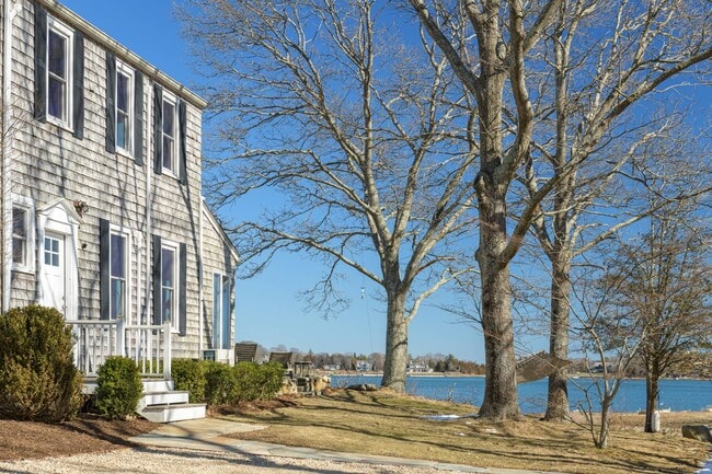Building Photo - 56 N Cartwright Rd