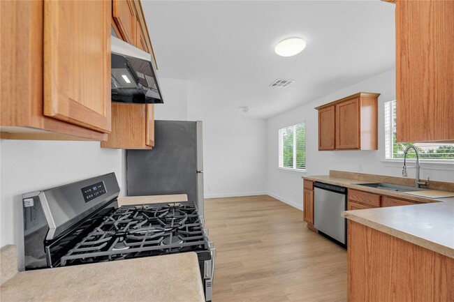 Foto del edificio - 15011 Mimebark Way