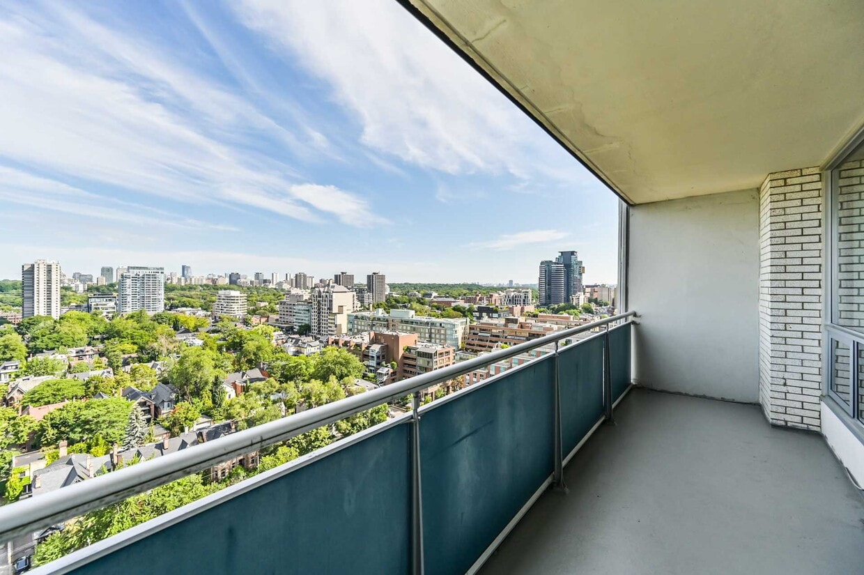 Building Photo - Prince Arthur