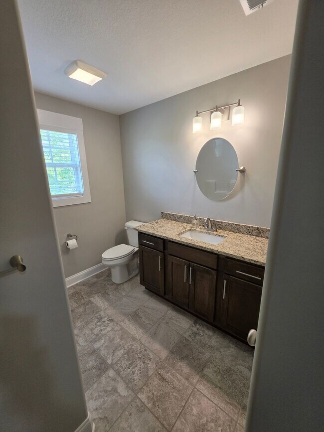 Foto del edificio - 3/2.5 home in beautiful Jonesborough