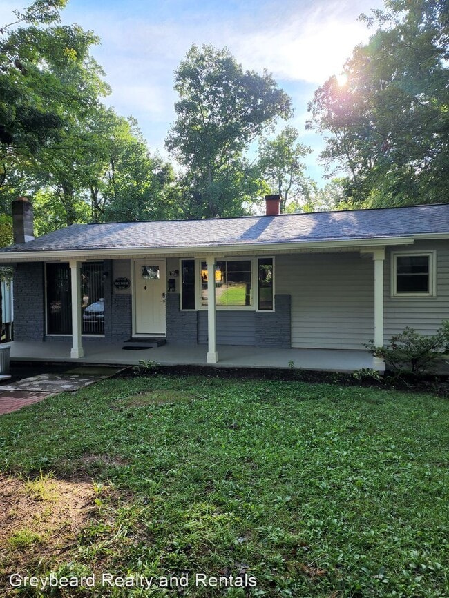 Building Photo - 2 br, 1 bath House - 106 Lousia Street