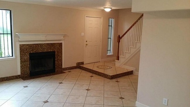 Building Photo - 12041 Willow Trail