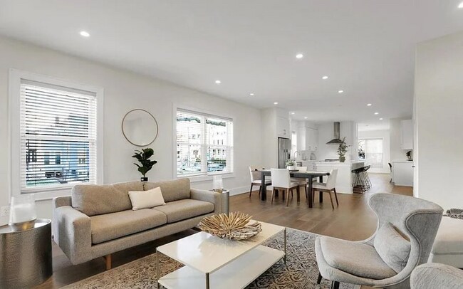 Foto del edificio - 456 Randolph St NW