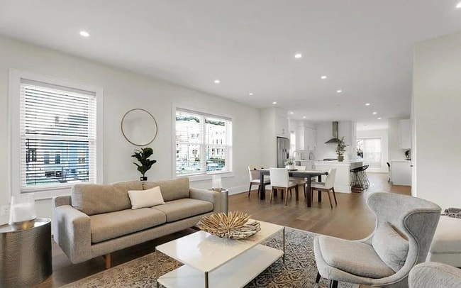 Building Photo - 456 Randolph St NW