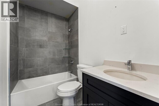 Photo du bâtiment - 247 Brock St