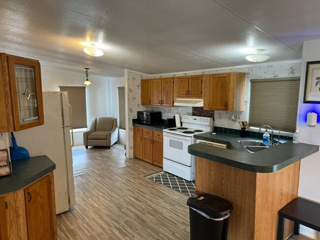 Building Photo - 70 Catfish Dr