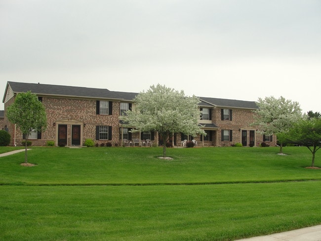 Building Photo - Jamestown Apartments