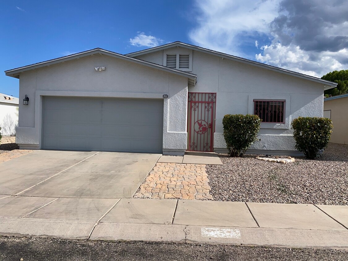 766 Four Winds - 766 4 Winds Cir
