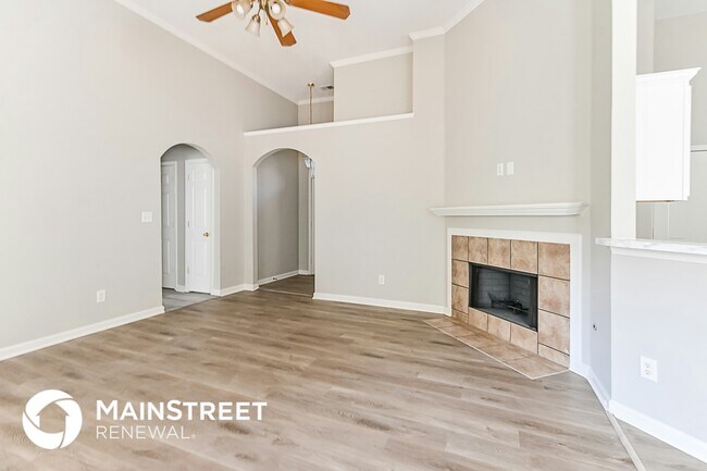 Foto del edificio - 7895 Pinefrost Ln
