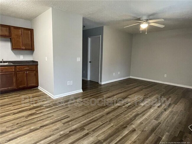 Foto del edificio - 103 N 9th St