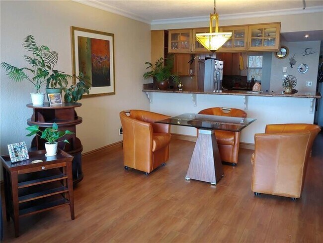 Foto del edificio - 401 Briny Ave