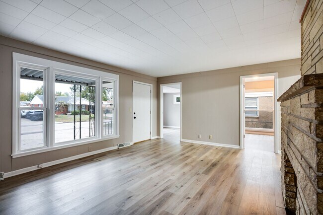 Foto del edificio - 1222 E Del Mar St