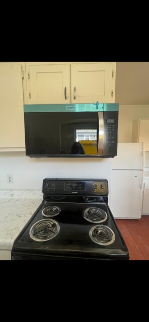 Building Photo - 603 NE Beech St