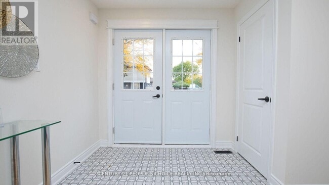 Building Photo - 2 Betteridge Ln