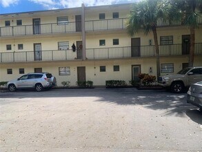 Building Photo - 9150 NW 38th Dr