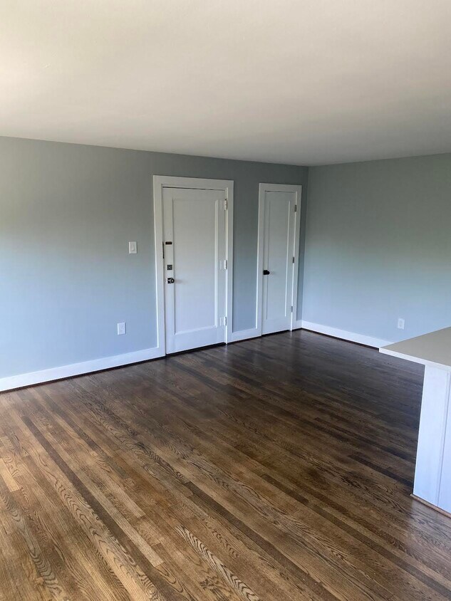 Foto principal - 2059 N Woodstock St