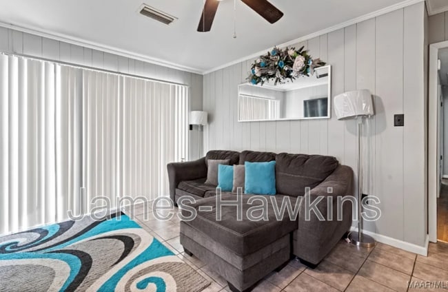 Building Photo - 1152 Woodbridge Dr