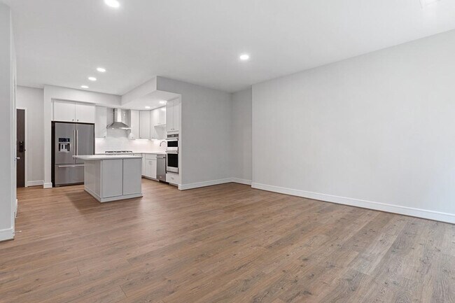 Foto del edificio - 635 Slaters Ln
