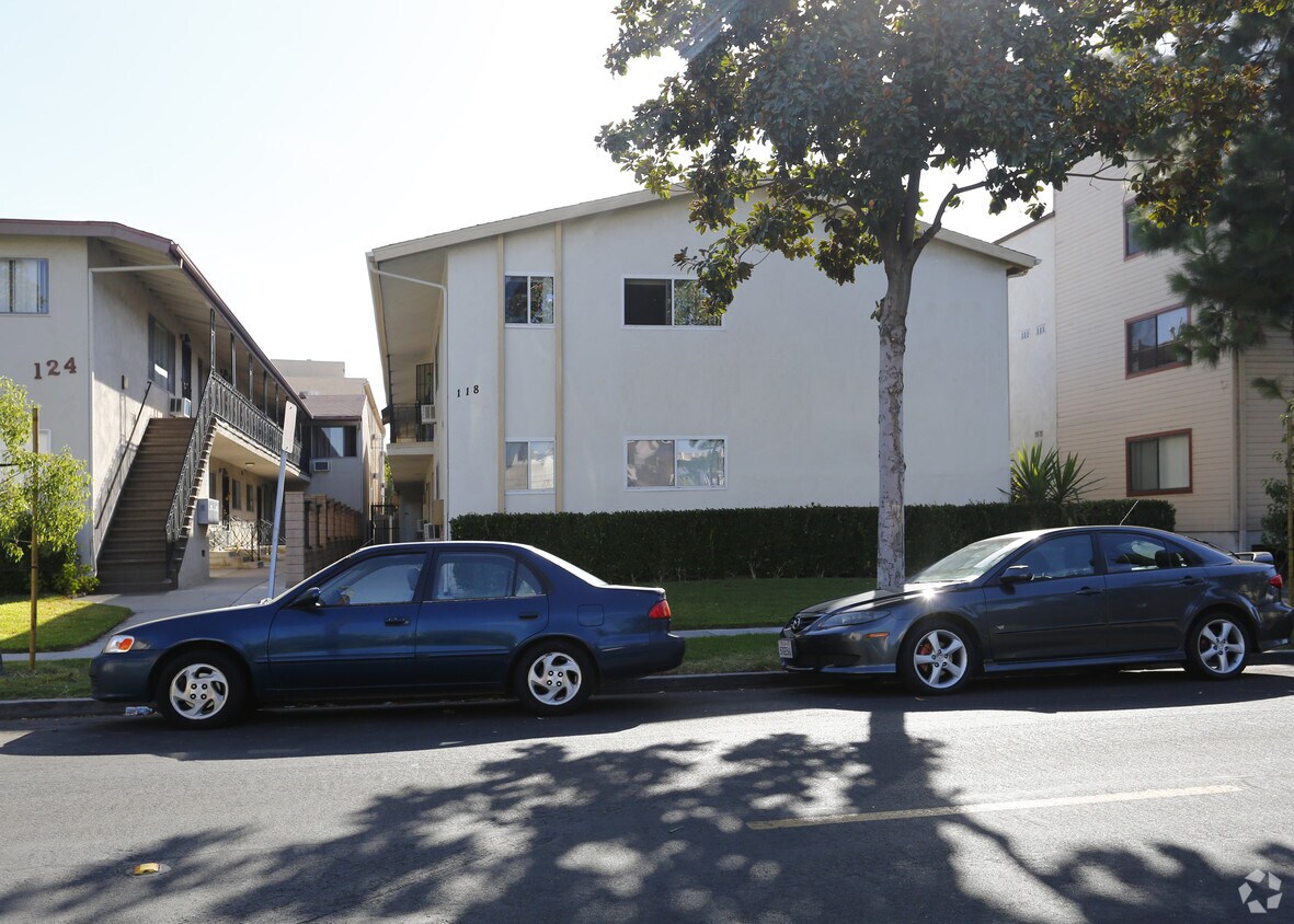 Edificio - 118 N Everett St