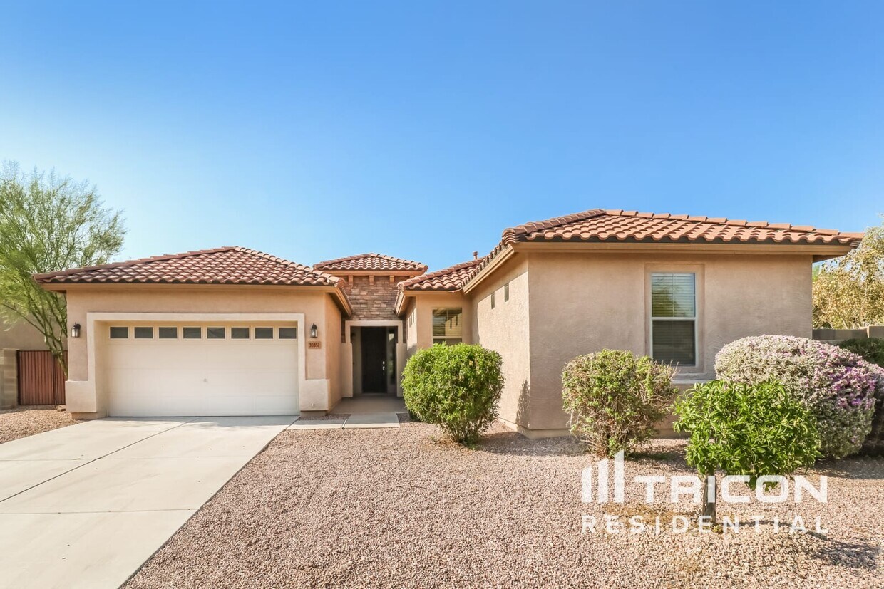 Foto principal - 30352 W Whitton Ave