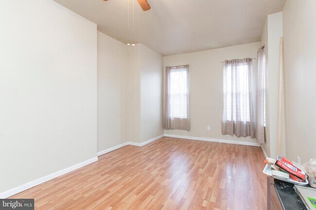 Building Photo - 1514 W Westmoreland St