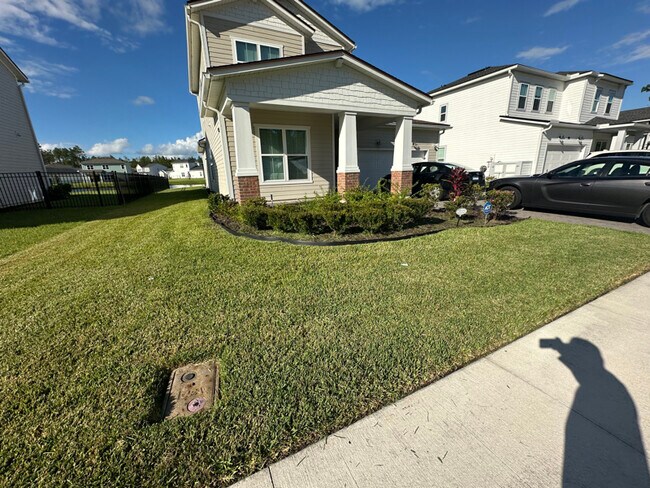 Foto del edificio - 105 Wye Rd