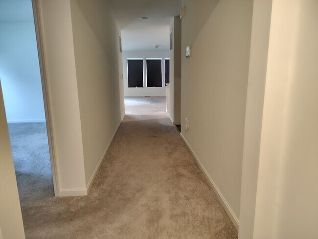 Foto del edificio - 1458 Catford Ct