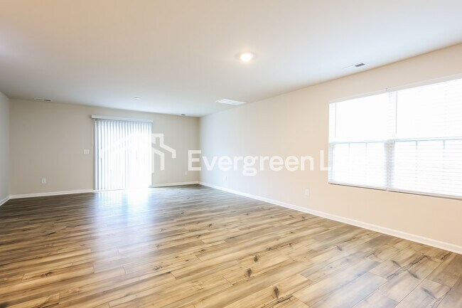 Building Photo - 4054 Rustling Grass Trl