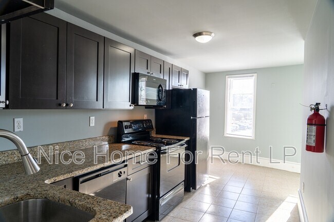 Foto del edificio - 26 Pitman Ave